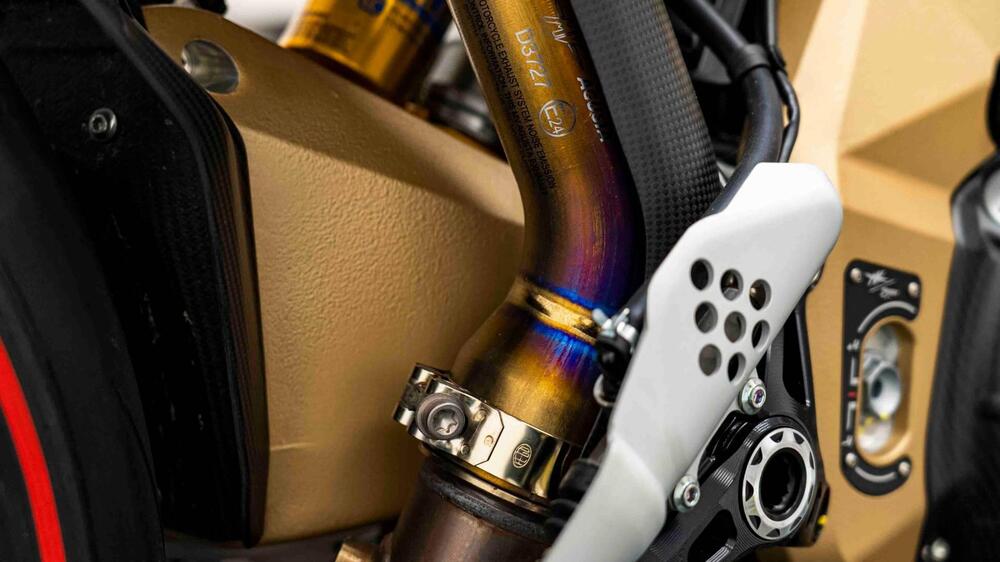 MV Agusta Superveloce 1000 Serie Oro (2024 - 26) (14)