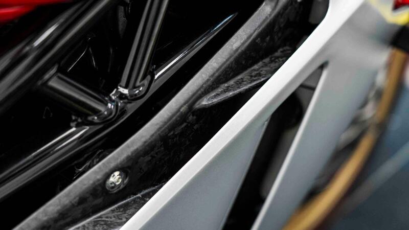 MV Agusta Superveloce 1000 Serie Oro (2024 - 26) (16)