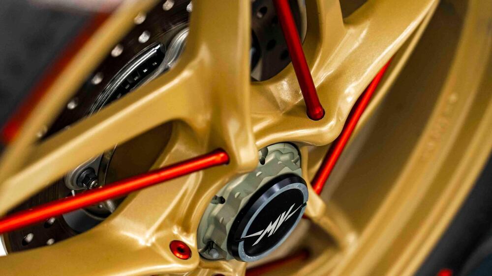 MV Agusta Superveloce 1000 Serie Oro (2024 - 26) (20)