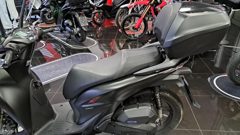 Honda SH 150i Sport (2022 - 23) (6)