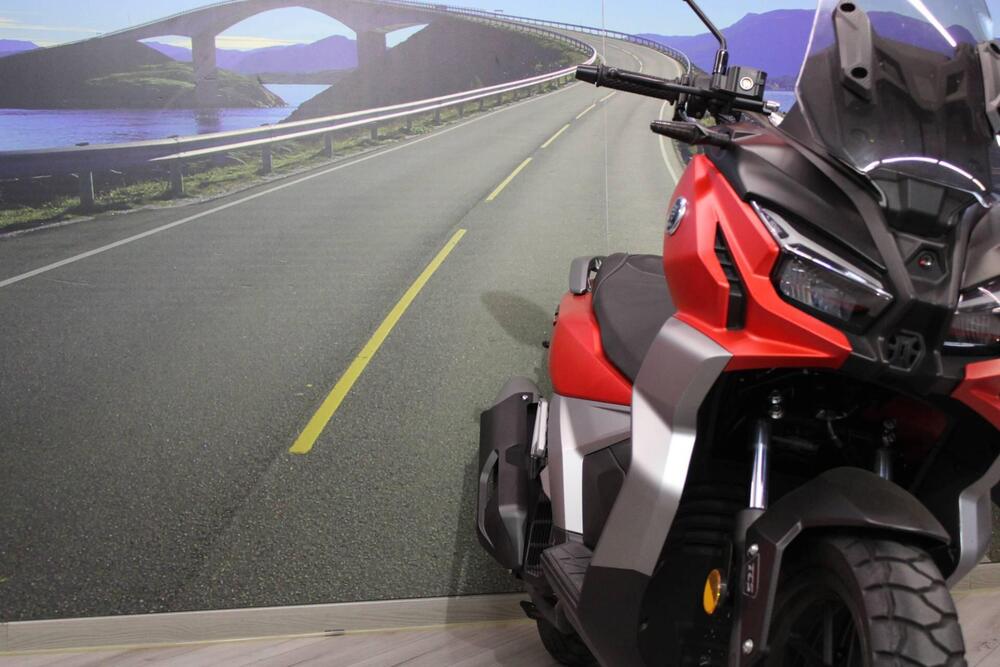 Voge Sfida SR1 ADV (2023 - 26) (10)