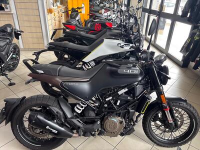 Husqvarna Svartpilen 401 (2021 - 23) usata