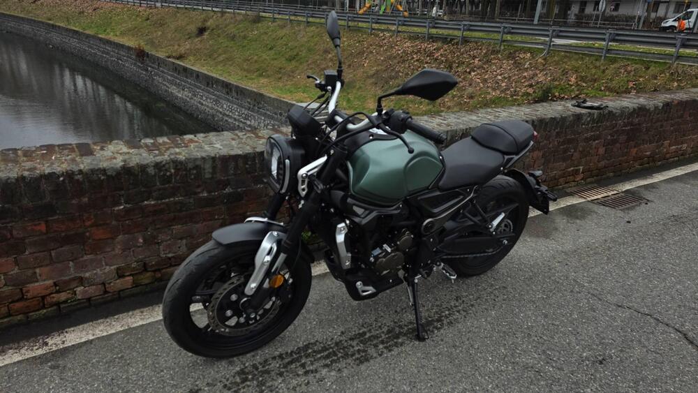 Voge Trofeo 300AC (2021 - 26) (3)