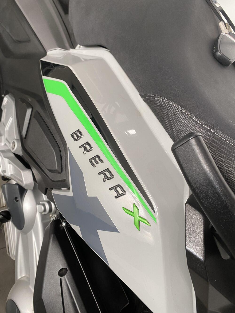 Kl Brera 300 (2022 - 25) (3)