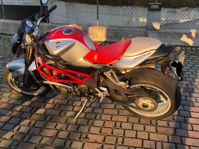 MV Agusta Brutale 910 S (2005 - 11) usata