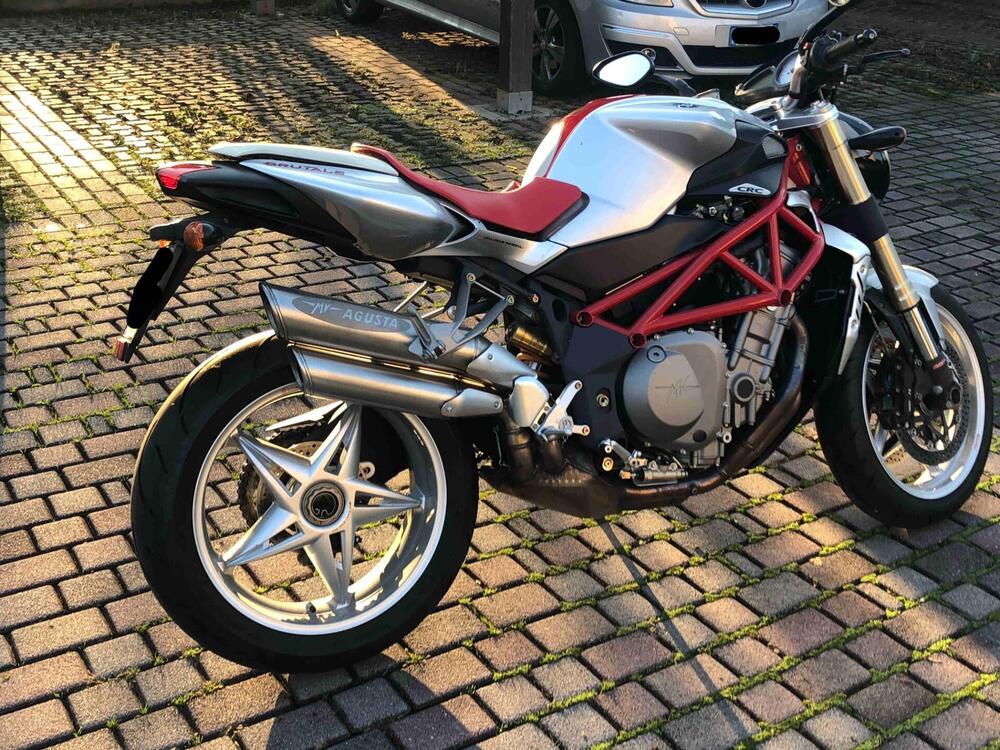 MV Agusta Brutale 910 S (2005 - 11) (3)