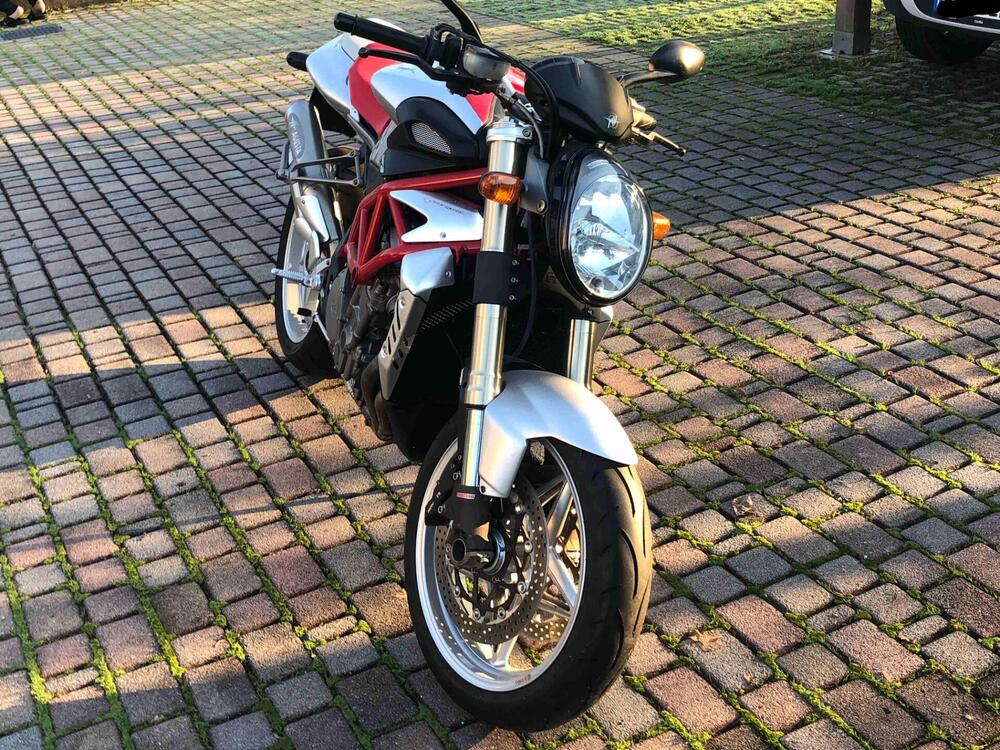 MV Agusta Brutale 910 S (2005 - 11) (5)