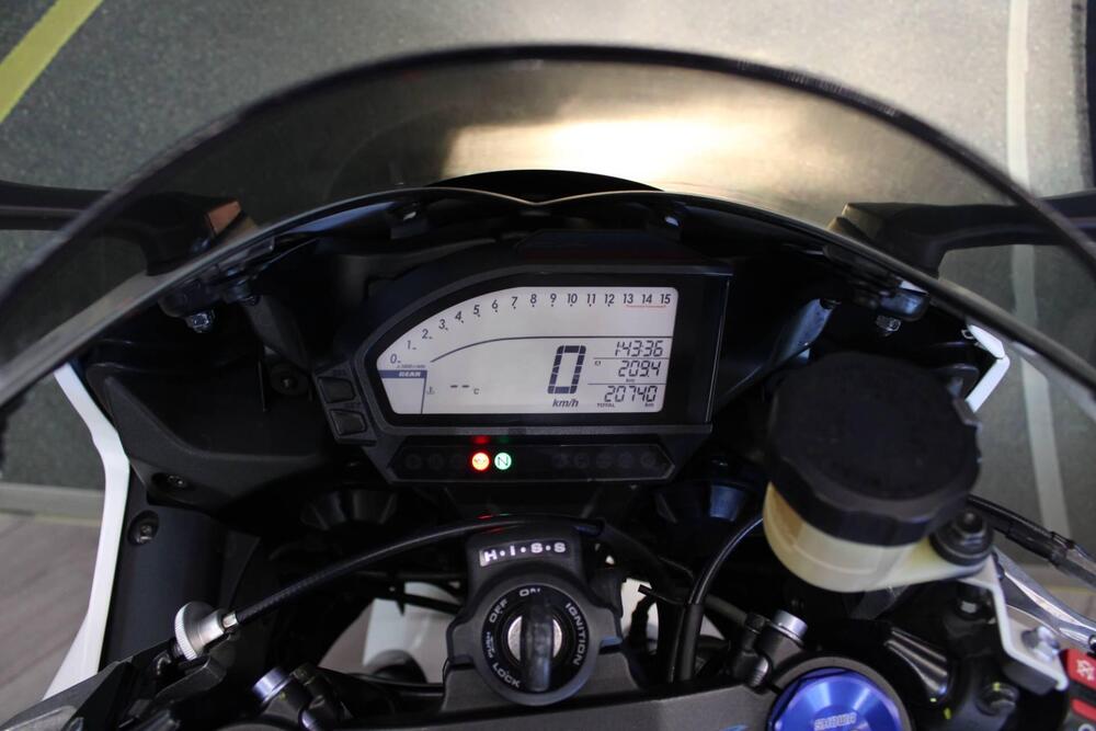 Honda CBR 1000 RR Fireblade (2012 - 16) (6)