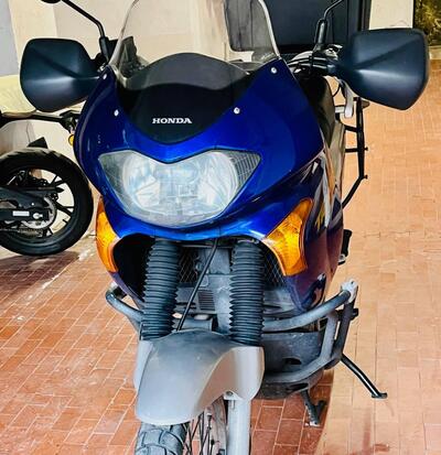 Honda Transalp XL 650V (2000 - 04) usata