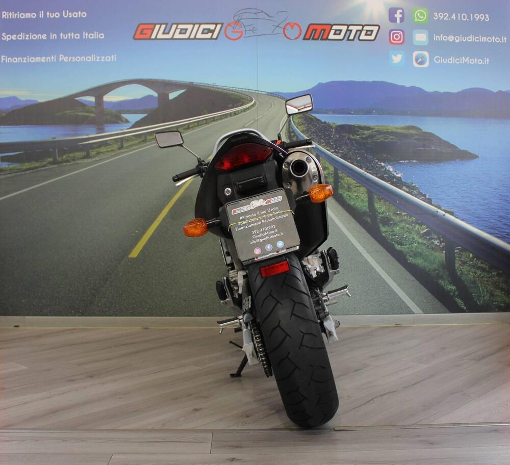 Honda Hornet 600 (2003 - 04) (4)