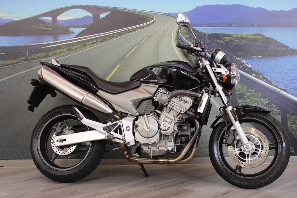 Honda Hornet 600 (2003 - 04) (5)