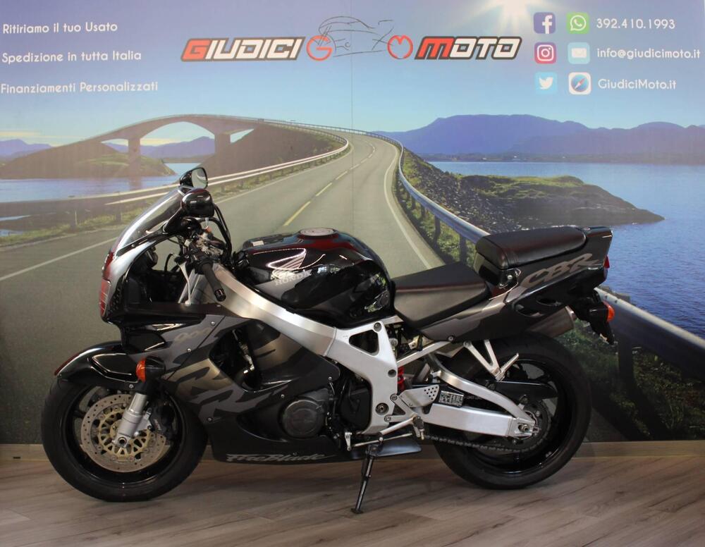 Honda CBR 900 RR (1998 - 99) (3)