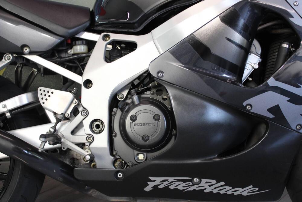 Honda CBR 900 RR (1998 - 99) (14)