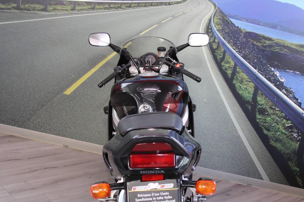 Honda CBR 900 RR (1998 - 99) (19)