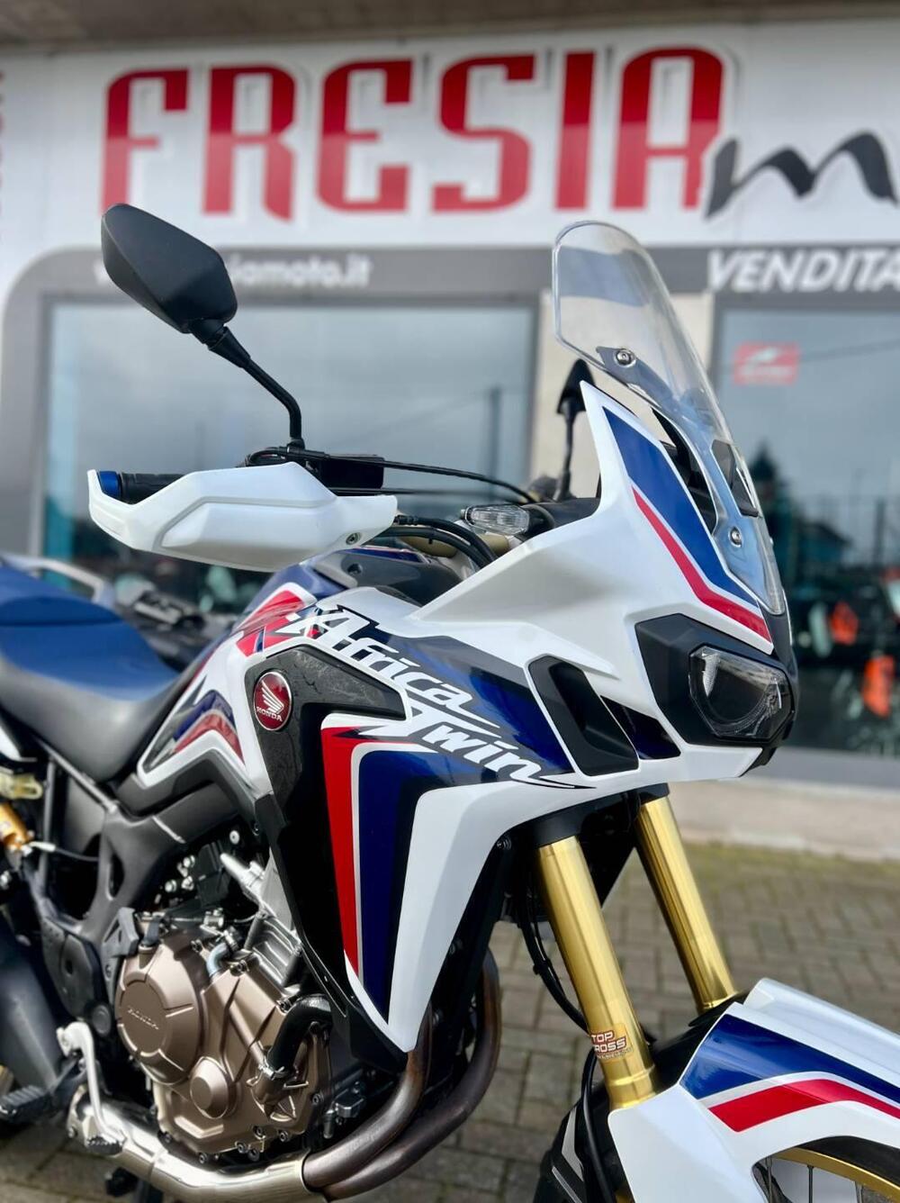 Honda Africa Twin CRF 1000L (2016 - 17) (4)