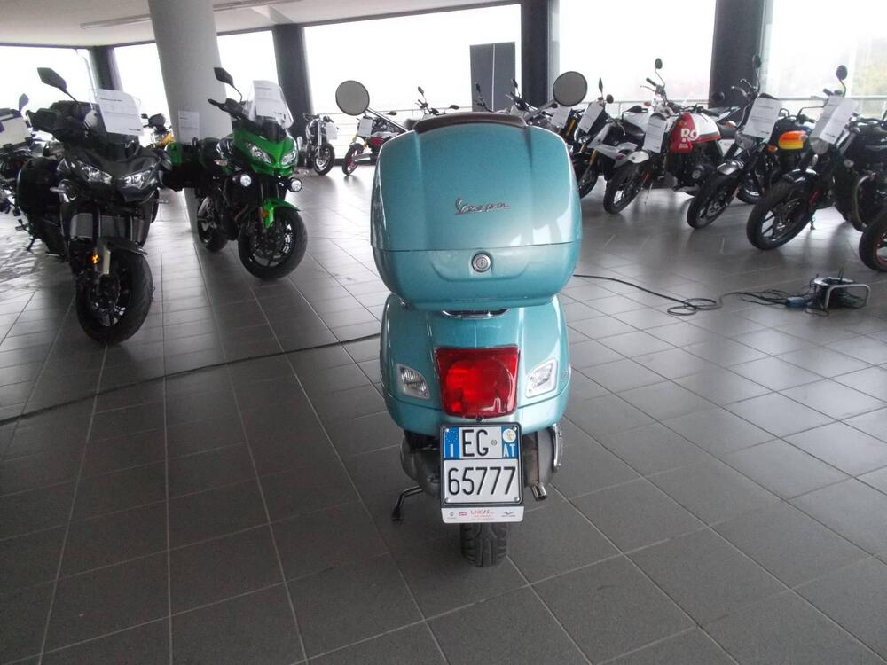 Vespa GTS 300 ABS Settantesimo (2016) (5)