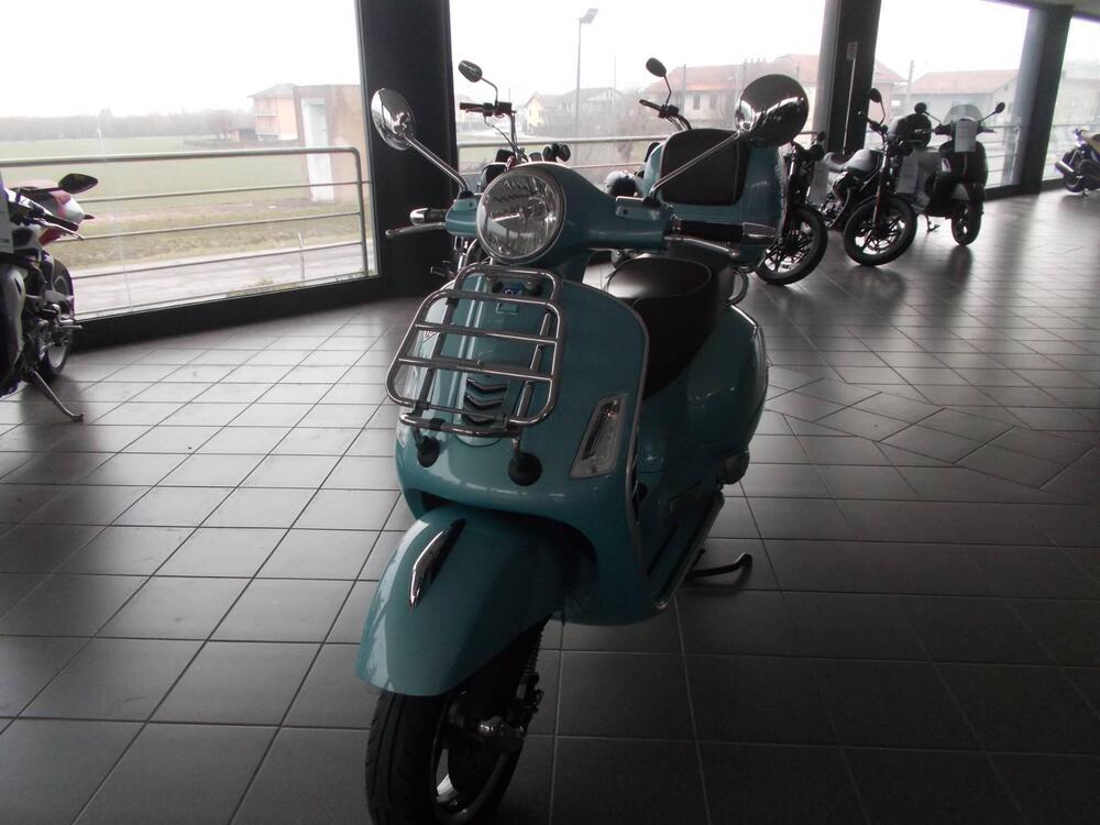 Vespa GTS 300 ABS Settantesimo (2016) (7)