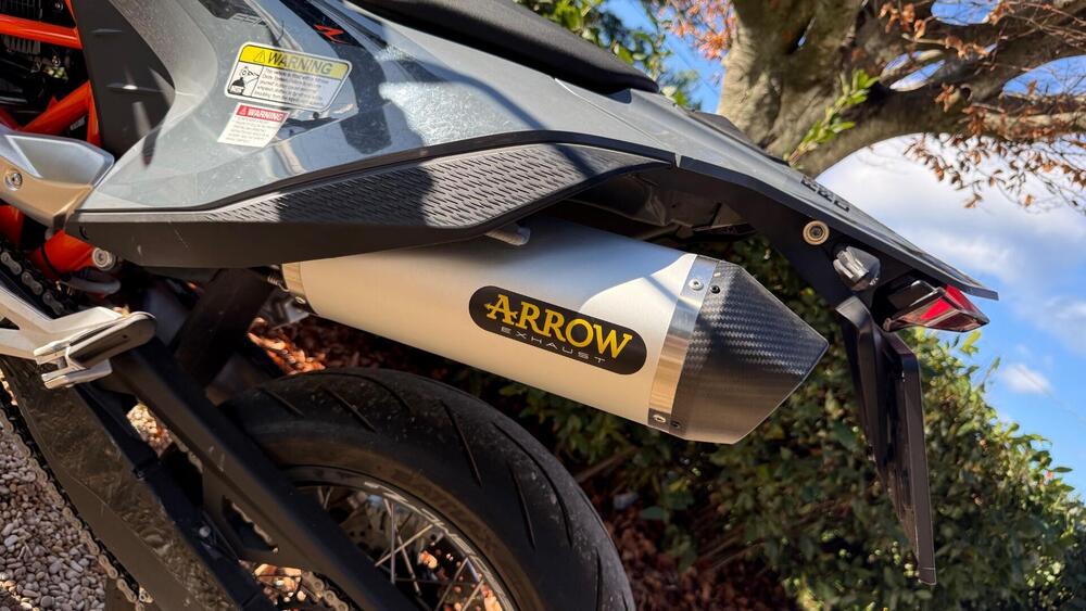 KTM 690 SMC R (2023 - 25) (6)