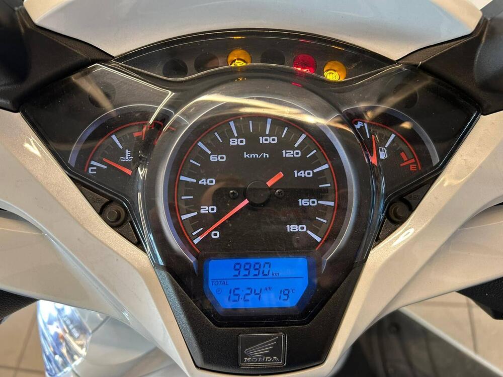 Honda SH 300 i ABS (2016 - 20) (4)