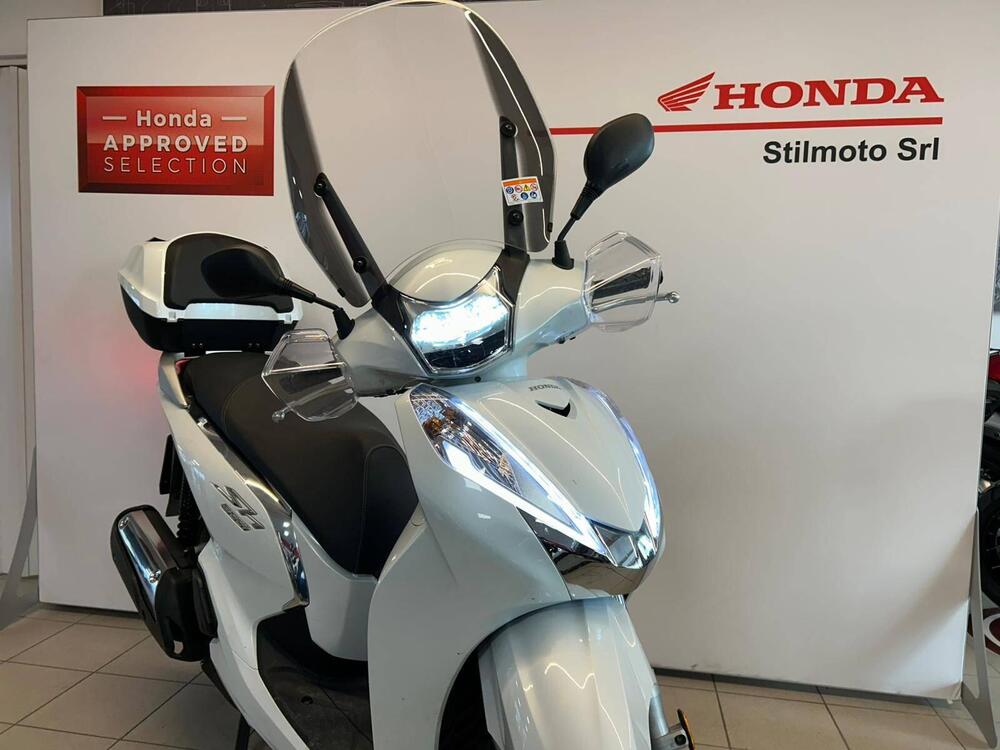 Honda SH 300 i ABS (2016 - 20) (2)