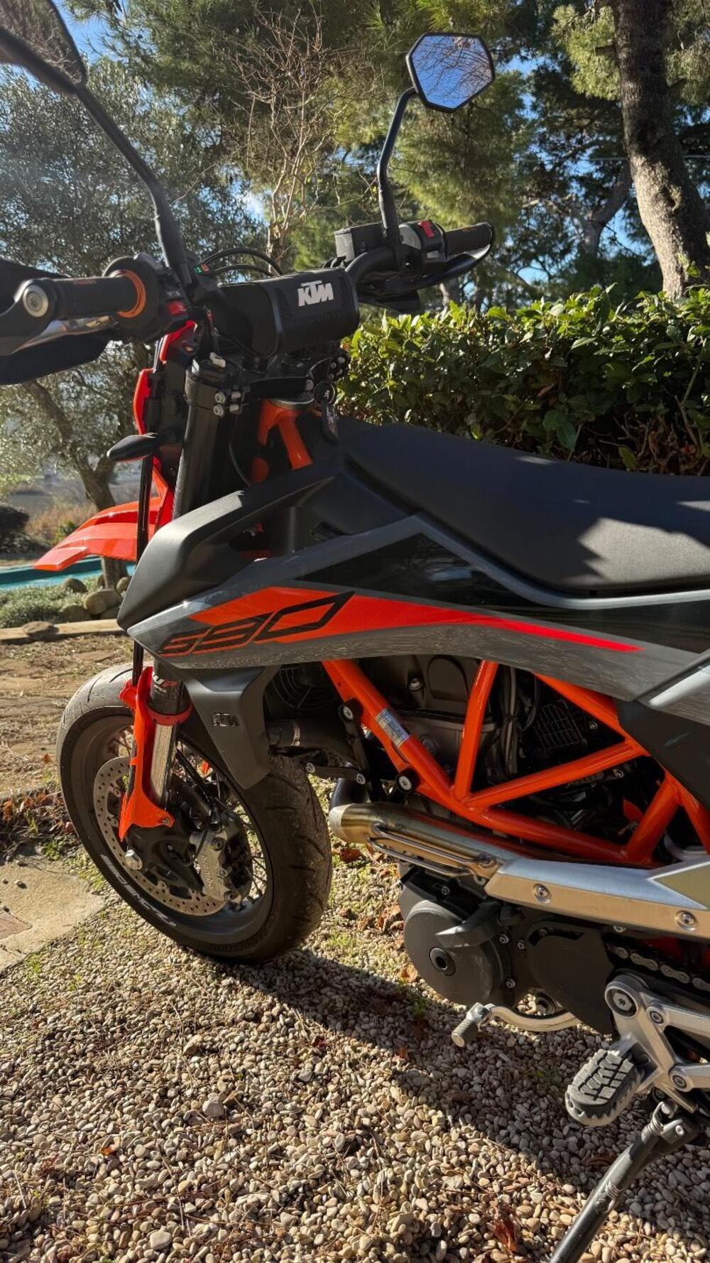 KTM 690 SMC R (2023 - 25) (12)