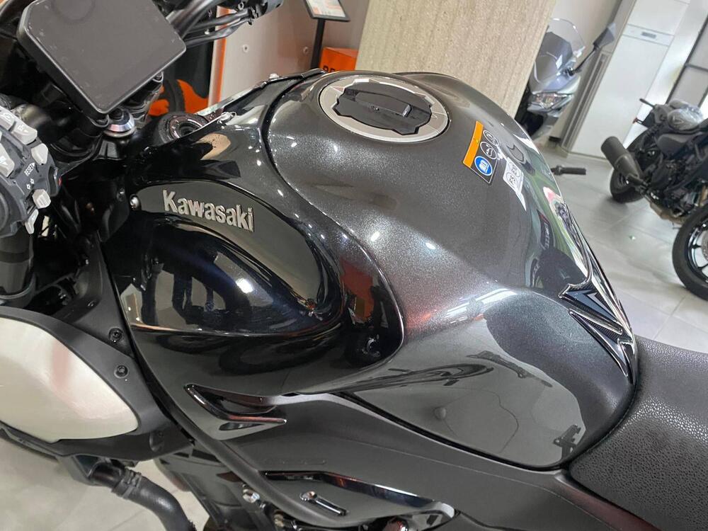 Kawasaki Z 900 (2025 - 26) (7)