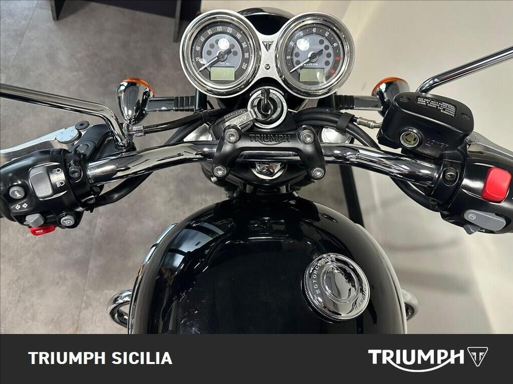 Triumph Bonneville T120 (2021 - 25) (12)