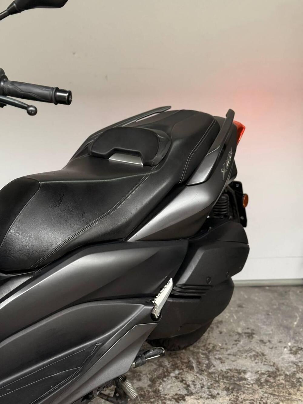 Yamaha X-Max 300 ABS (2017 - 20) (8)