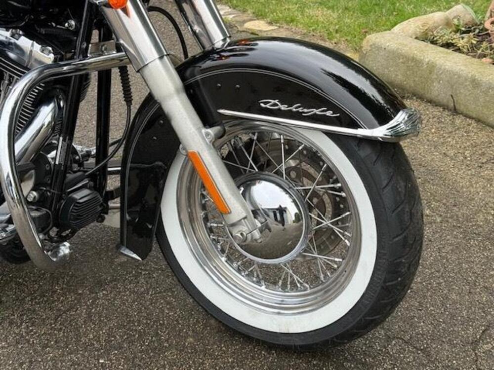 Harley-Davidson 1584 Deluxe (2007 - 08) - FLSTN (6)