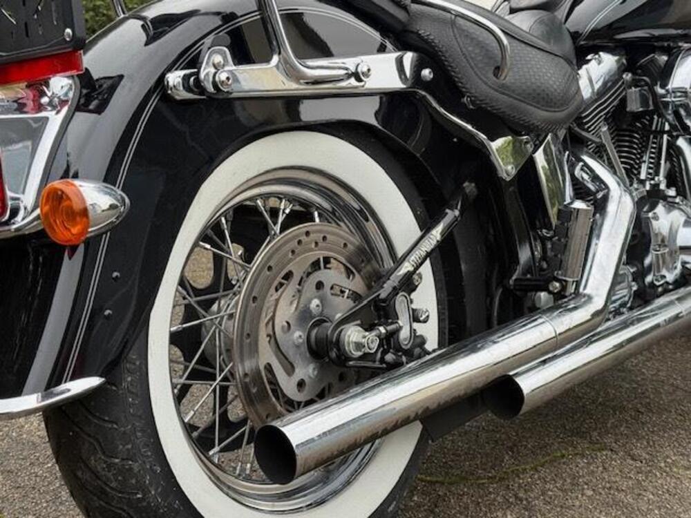 Harley-Davidson 1584 Deluxe (2007 - 08) - FLSTN (10)