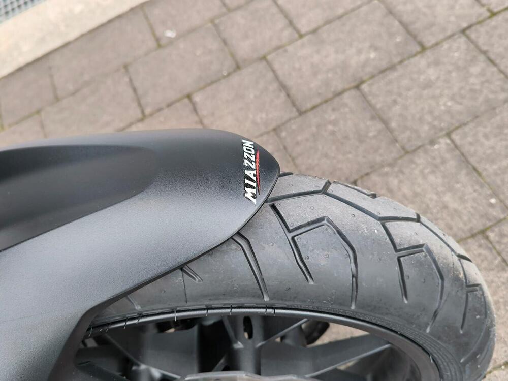 Honda CB 750 Hornet (2023 - 24) (8)