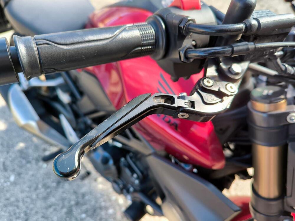 Honda CB 300 R (2022 - 26) (3)