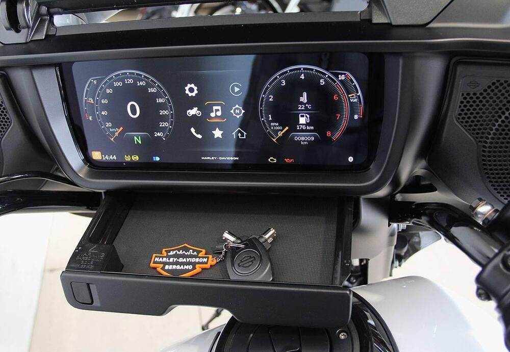 Harley-Davidson Street Glide (2024 - 26) (9)