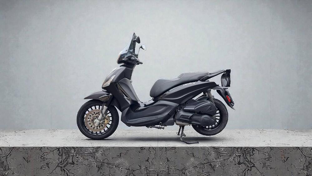 Piaggio Beverly 300 S i.e. ABS-ASR (2016 - 20) (2)