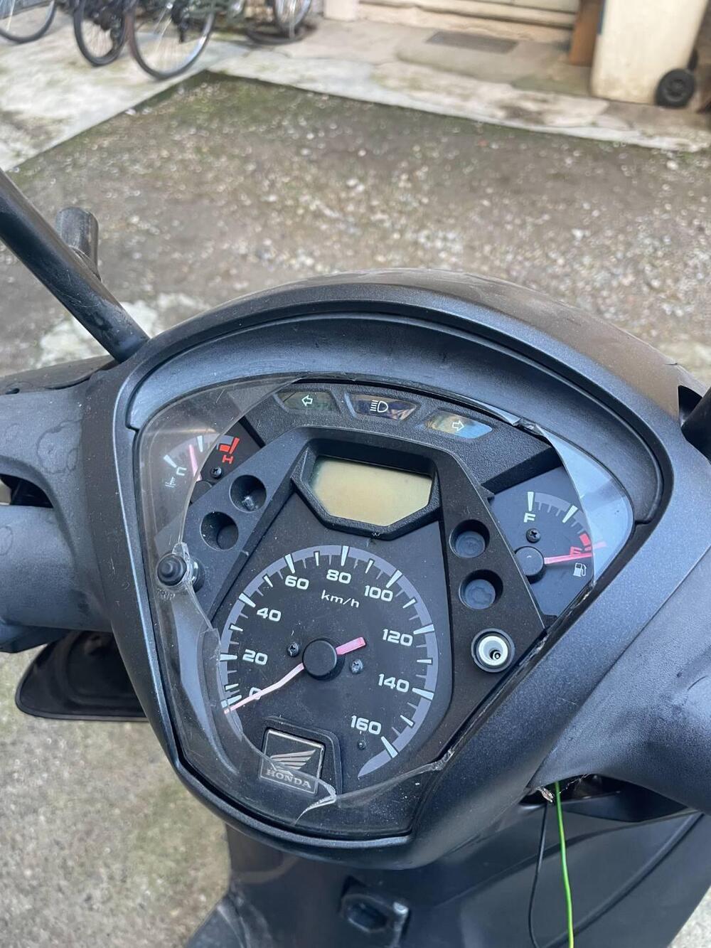 Honda SH 150 i ABS (2013 - 16) (5)