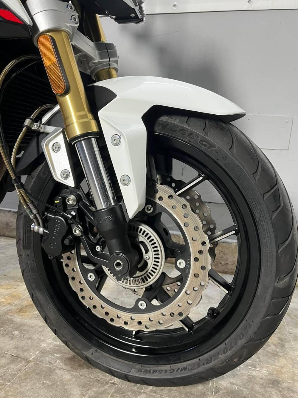 MBP M502N (2022 - 24) (4)