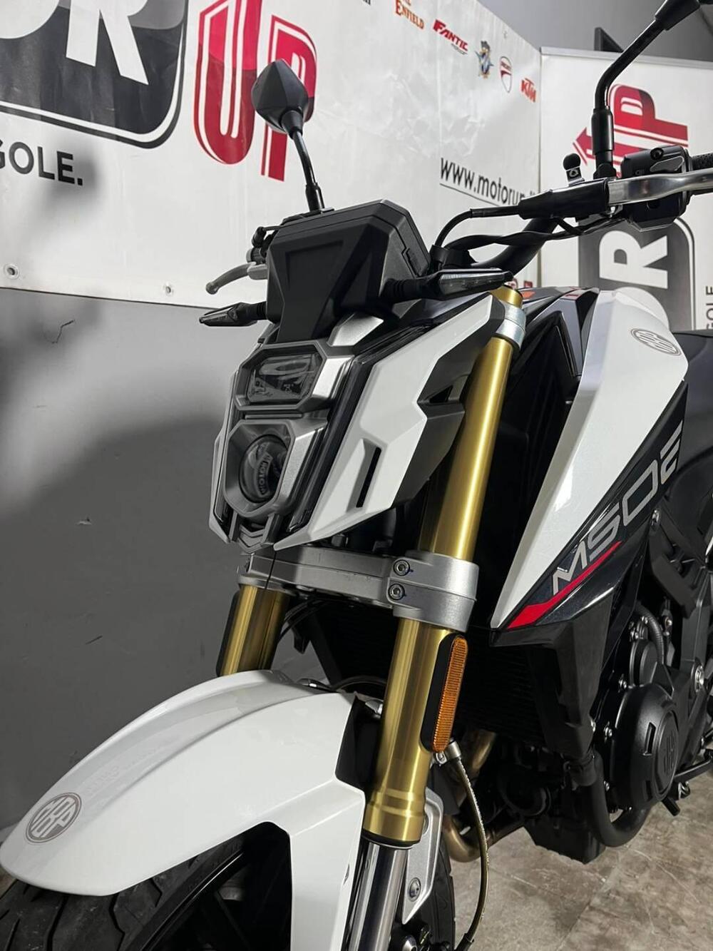 MBP M502N (2022 - 24) (15)