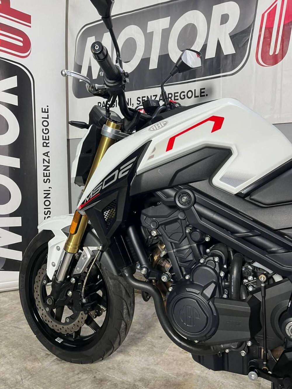 MBP M502N (2022 - 24) (16)