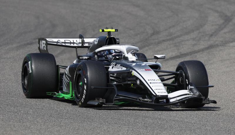 Valtteri Bottas in pista con Cadillac