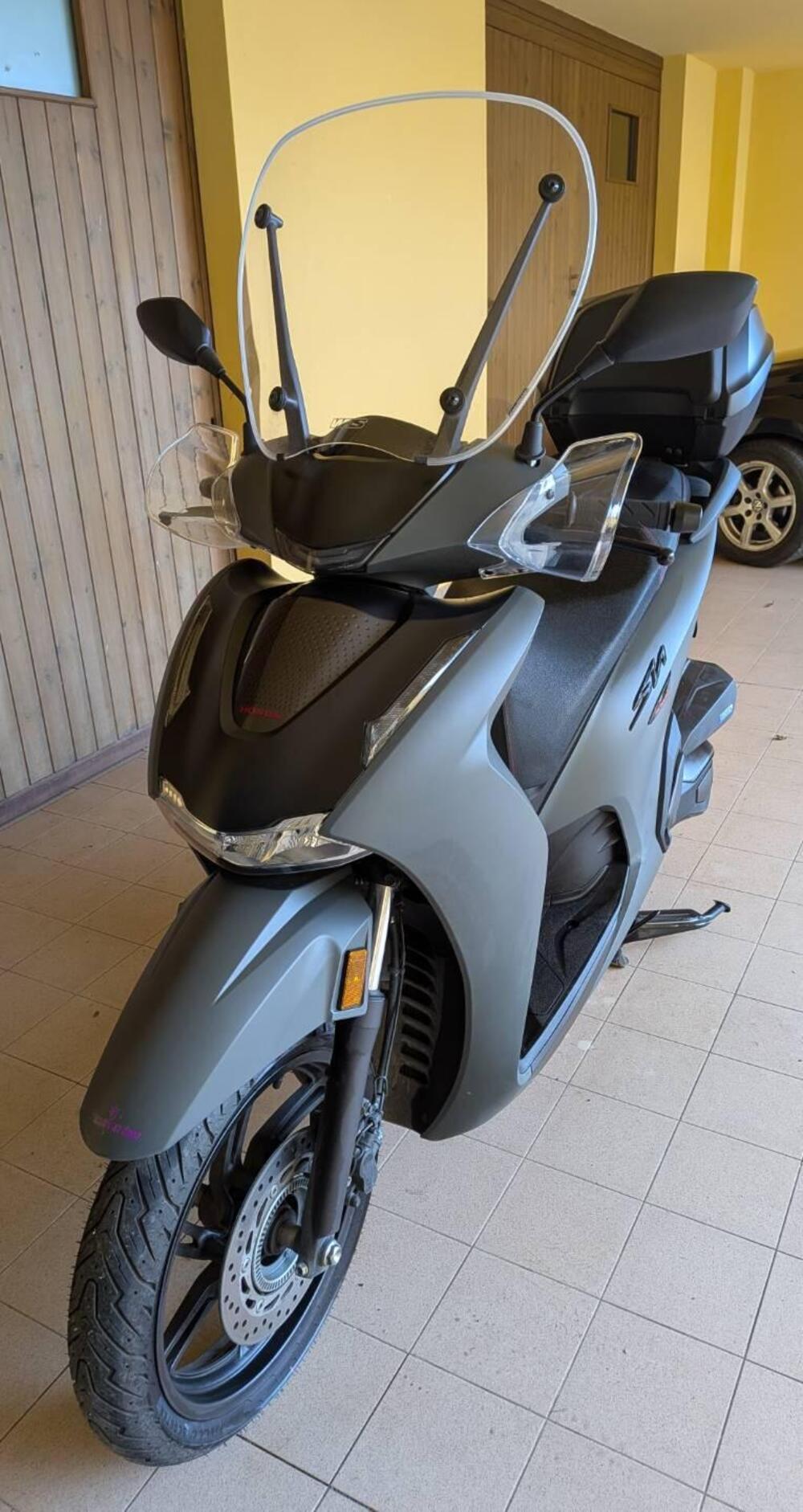 Honda SH 350i Sport (2025 - 26) (2)