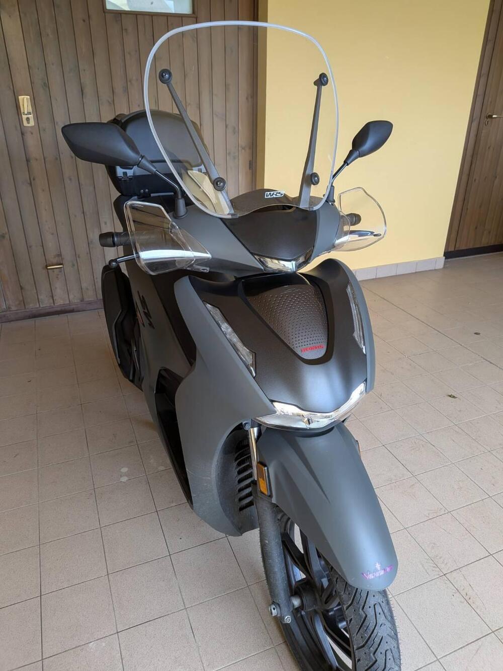 Honda SH 350i Sport (2025 - 26) (6)