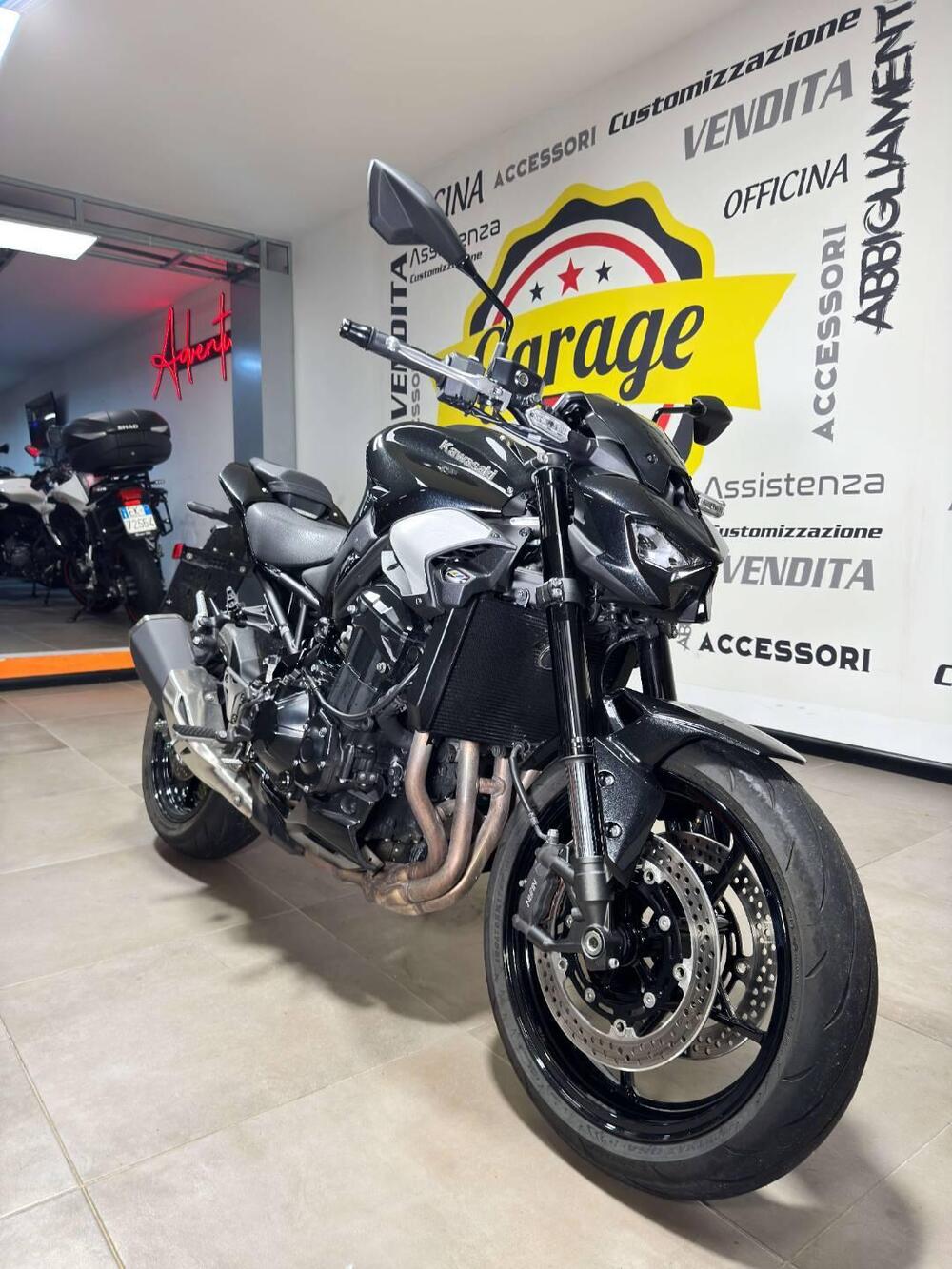 Kawasaki Z 900 (2025 - 26) (2)