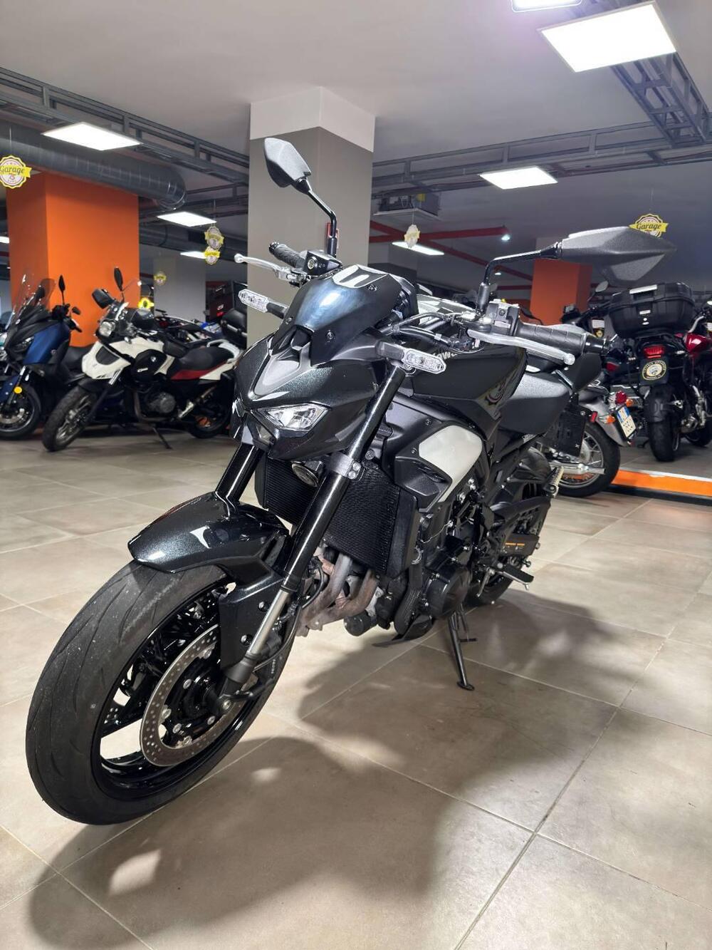 Kawasaki Z 900 (2025 - 26) (3)