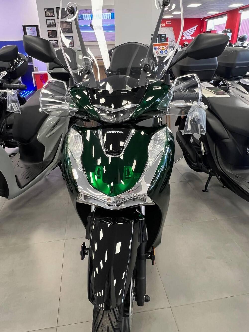 Honda SH 150i Vetro (2024 - 25) (3)