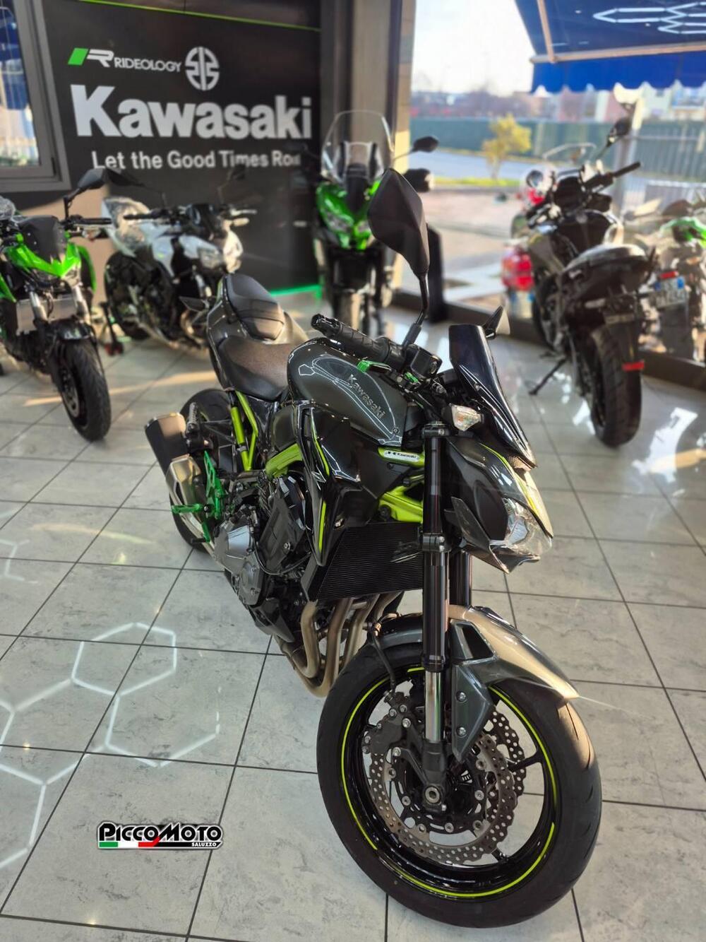 Kawasaki Z 900 (2017 - 18) (3)