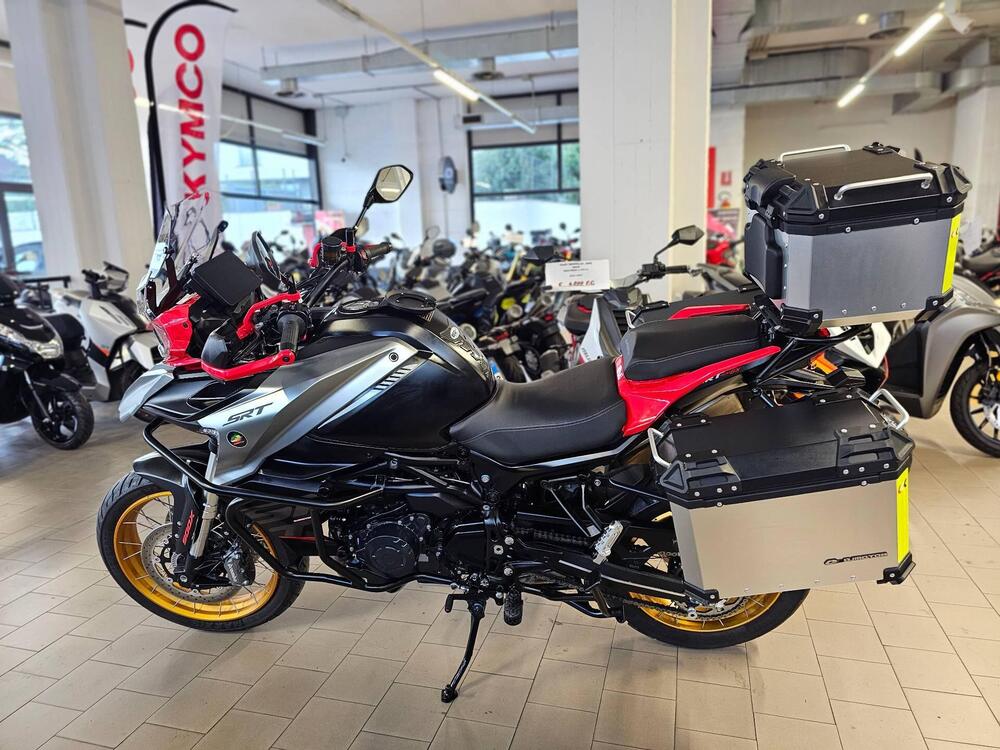 QJ Motor SRT 900 SX (2025 - 26) (4)