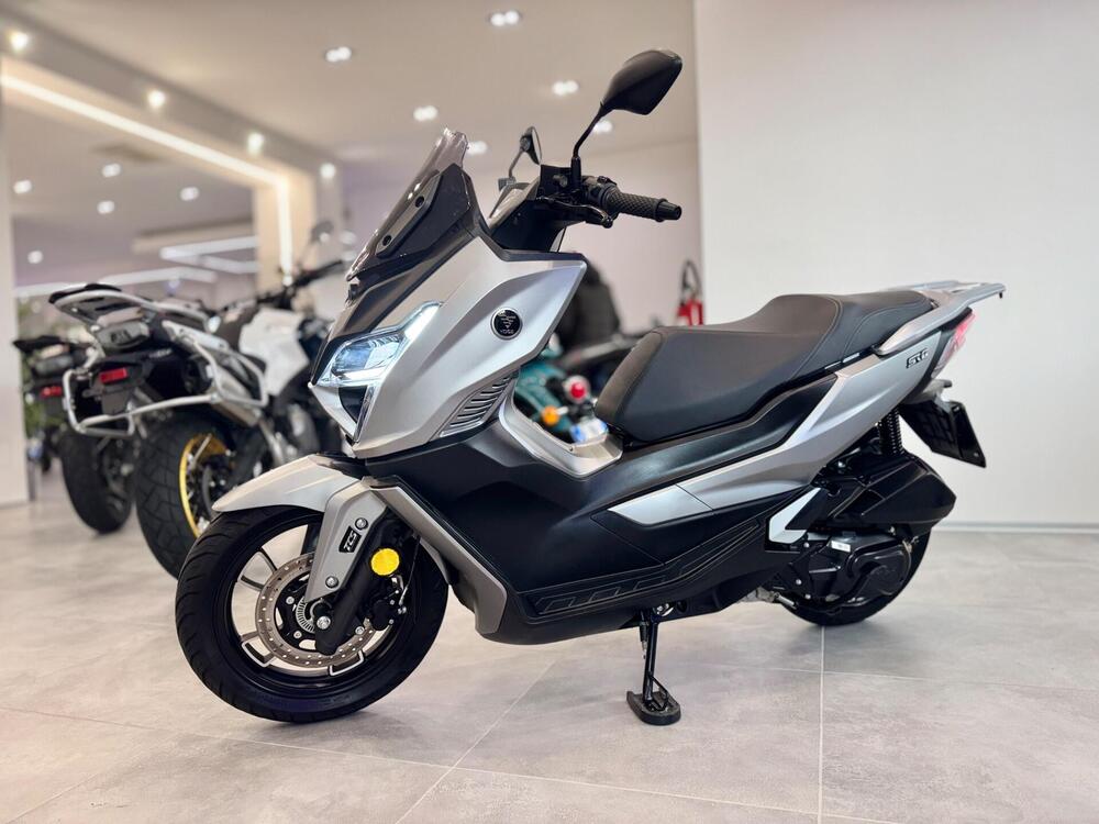 Voge Sfida SR1 (2023 - 26) (2)