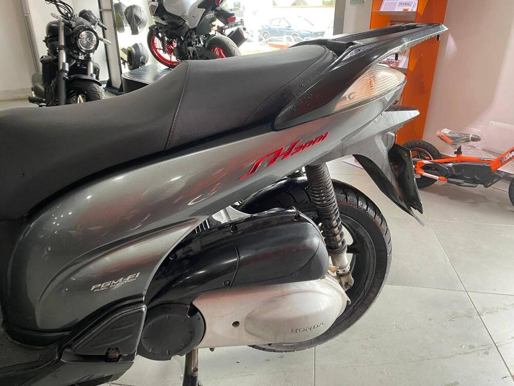 Honda SH 300 i (2006 - 10) (7)