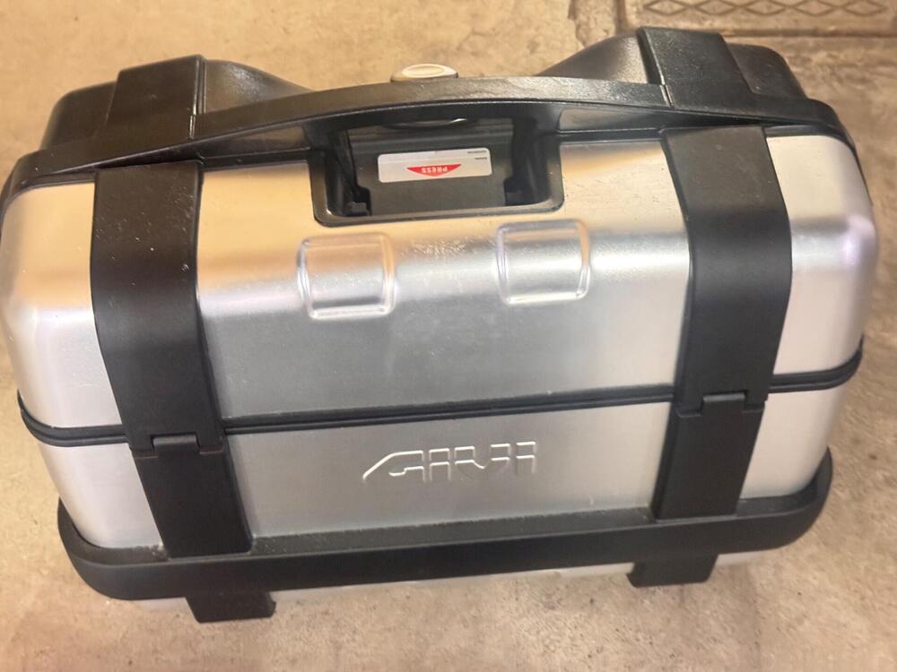 Borse laterali Givi TRK 33 Trekker