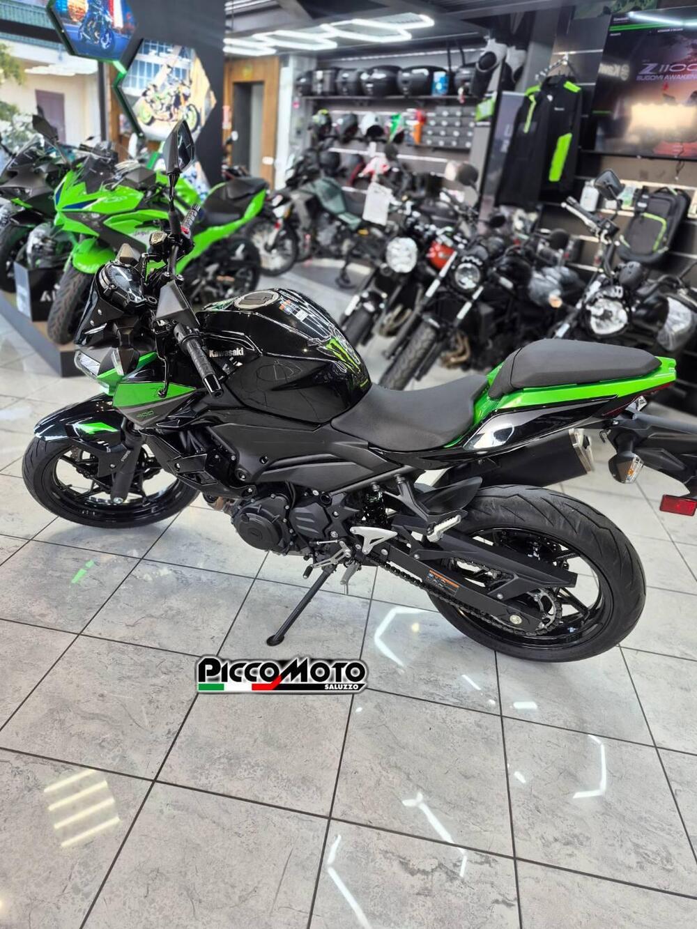 Kawasaki Z 400 (2023) (7)